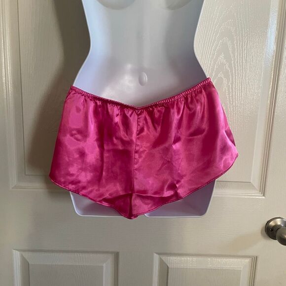 In Bloom Small Pajama Set Silky Pink Tank Top Shorts - Picture 5 of 8